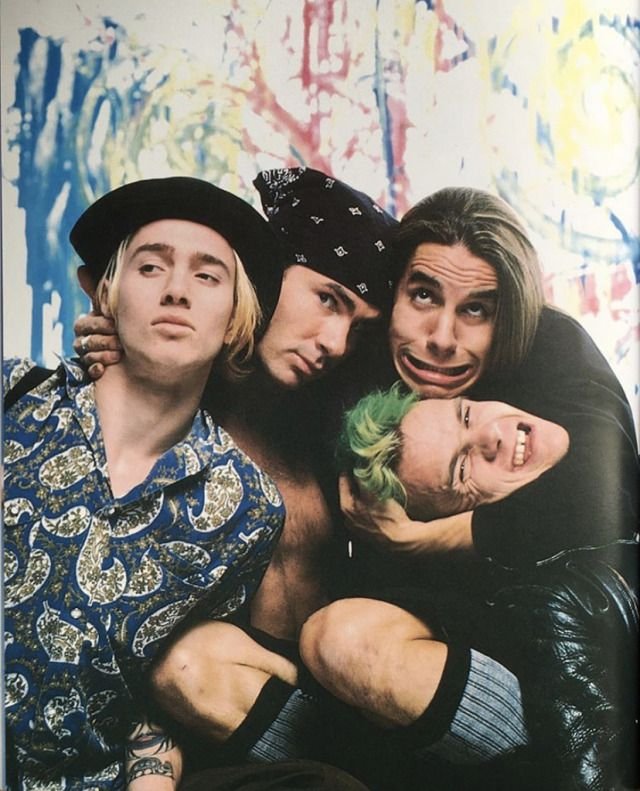 The Ultimate Red Hot Chili Peppers Lyrics Quiz | 30 Questions