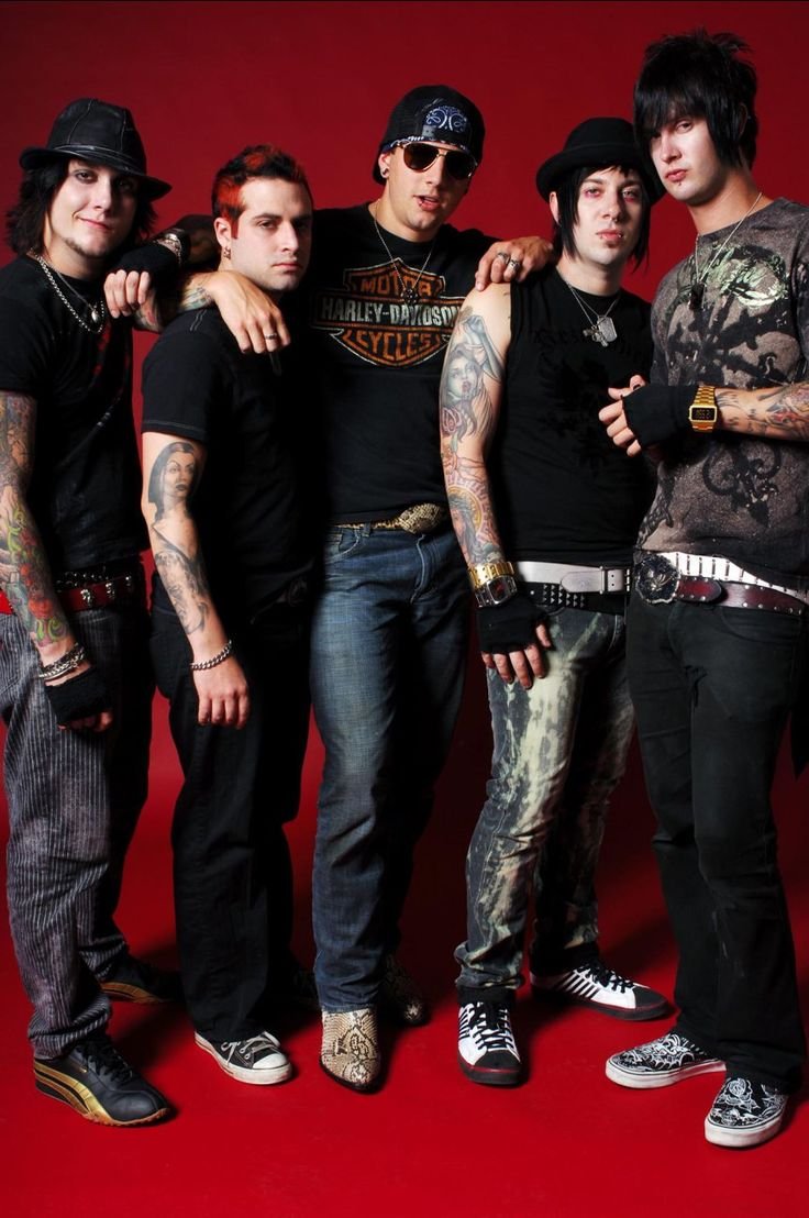 The Ultimate Avenged Sevenfold Lyrics Quiz | 30 Questions