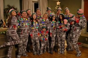 Q2) Modern Family aired on which channel? - The Quiz Tribe